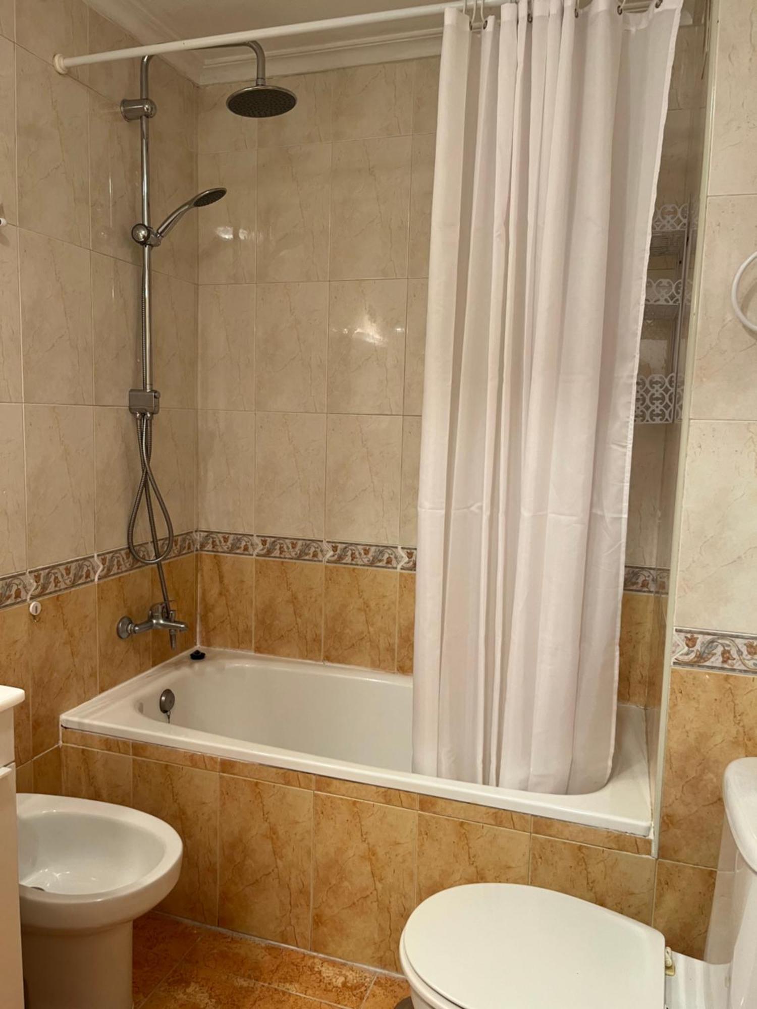 Almuden'S Green Apartment, High-Speed Free Wifi, 250M To Beach, The Center Of Torrevieja Exteriér fotografie